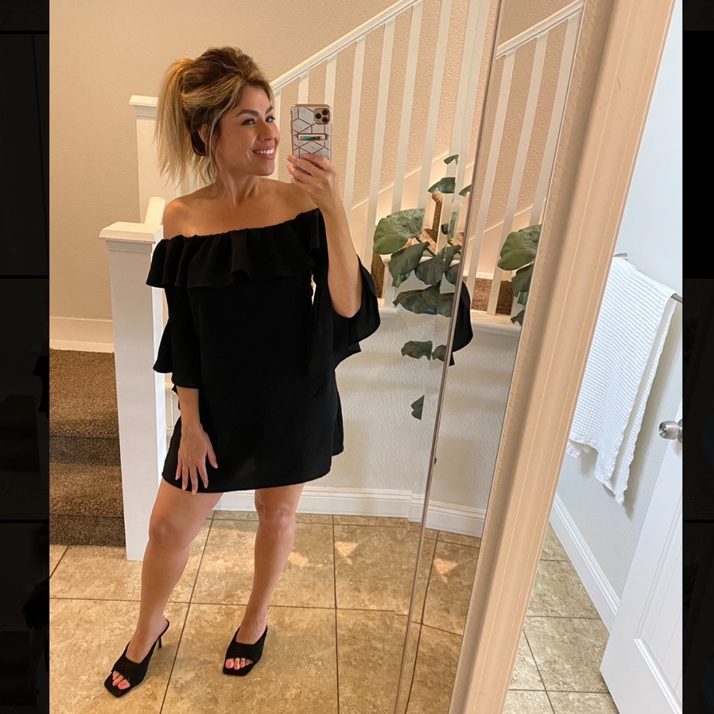 Lulus off the shoulder mini dress